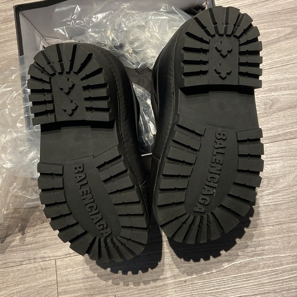 BALENCIAGA SKI BOOTS - Picture 5 of 5